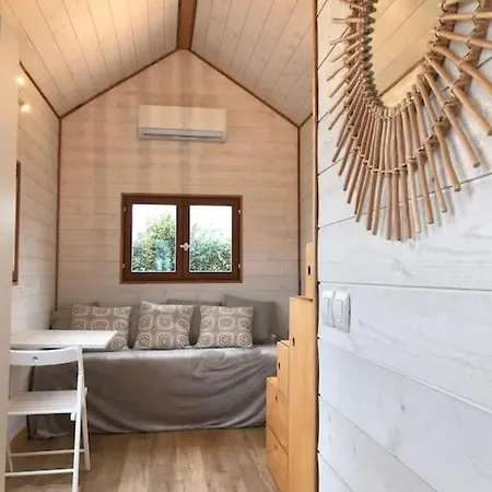 Tiny House A La Ferme Pres Paris Et Center Parcs. * Boissy-sur-Damville