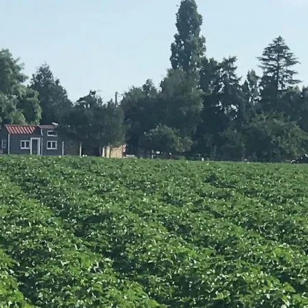Tiny House A La Ferme Pres Paris Et Center Parcs.