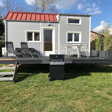 Tiny House A La Ferme Pres Paris Et Center Parcs. *